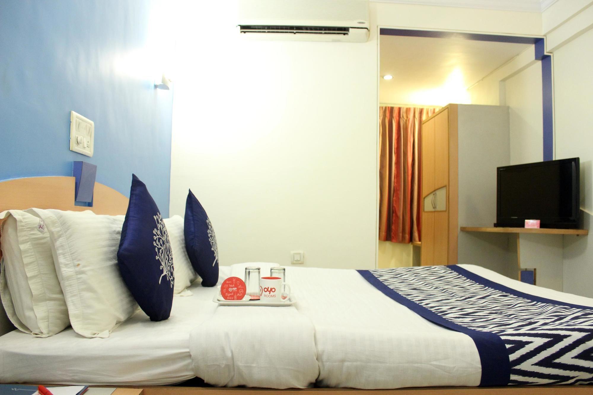 Oyo Rooms Hubli Buitenkant foto