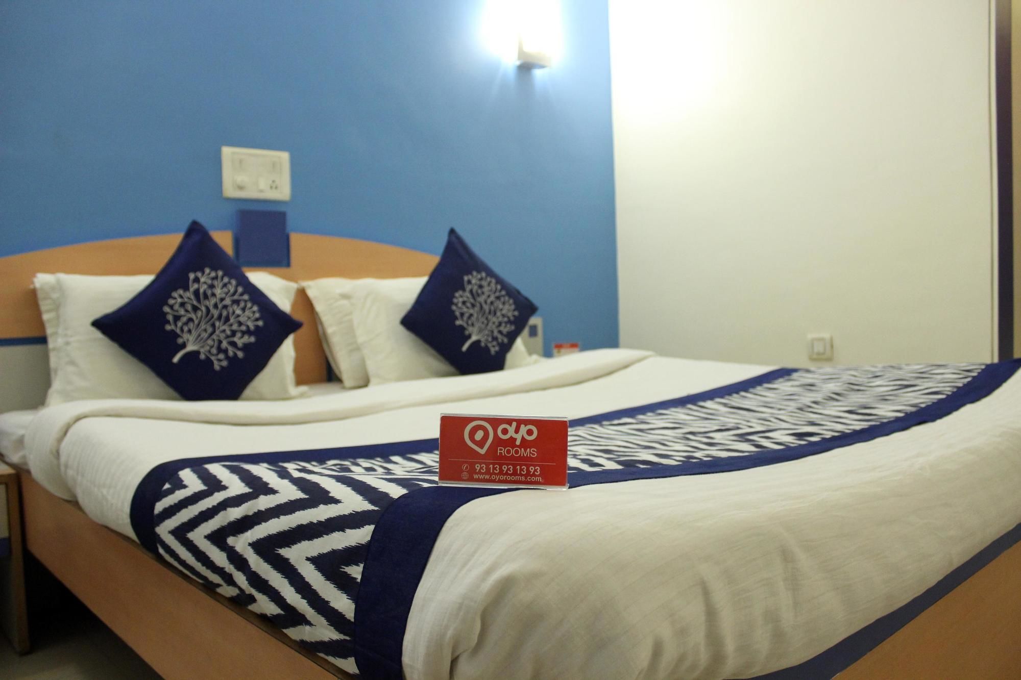 Oyo Rooms Hubli Buitenkant foto