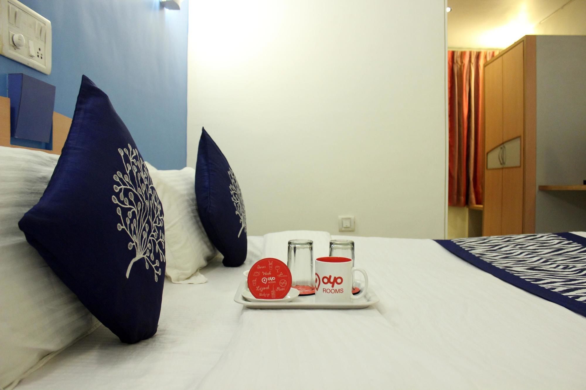 Oyo Rooms Hubli Buitenkant foto